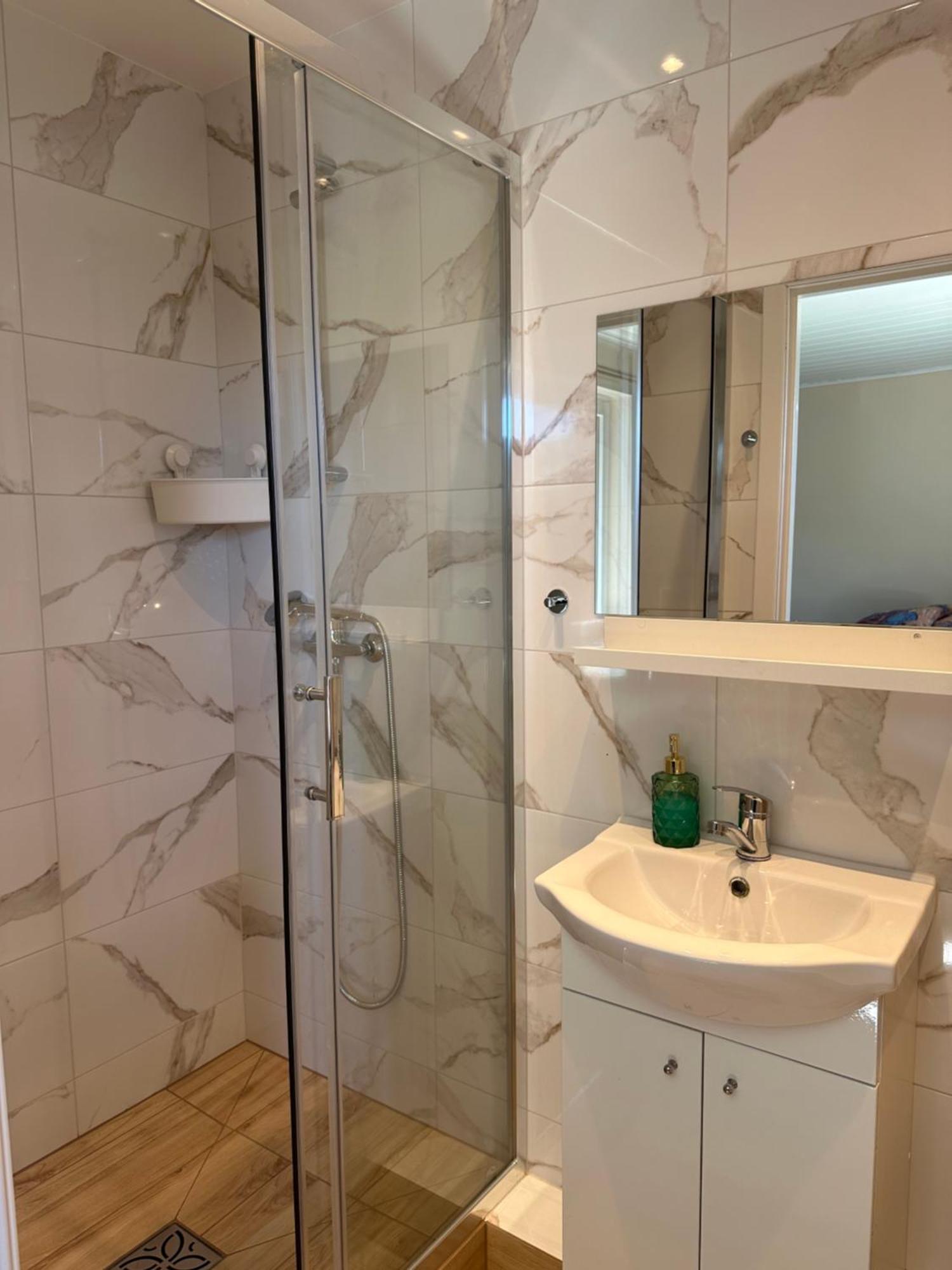 Pokoje Goscinne - Apartamenty Mati Копалино Экстерьер фото